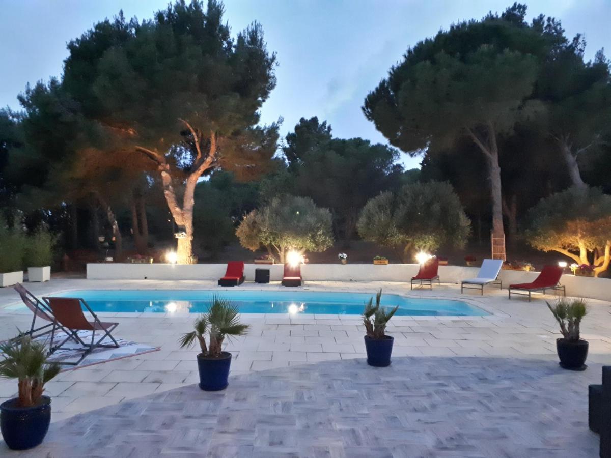 La Couloumine Hotell Salses-le-Château Eksteriør bilde