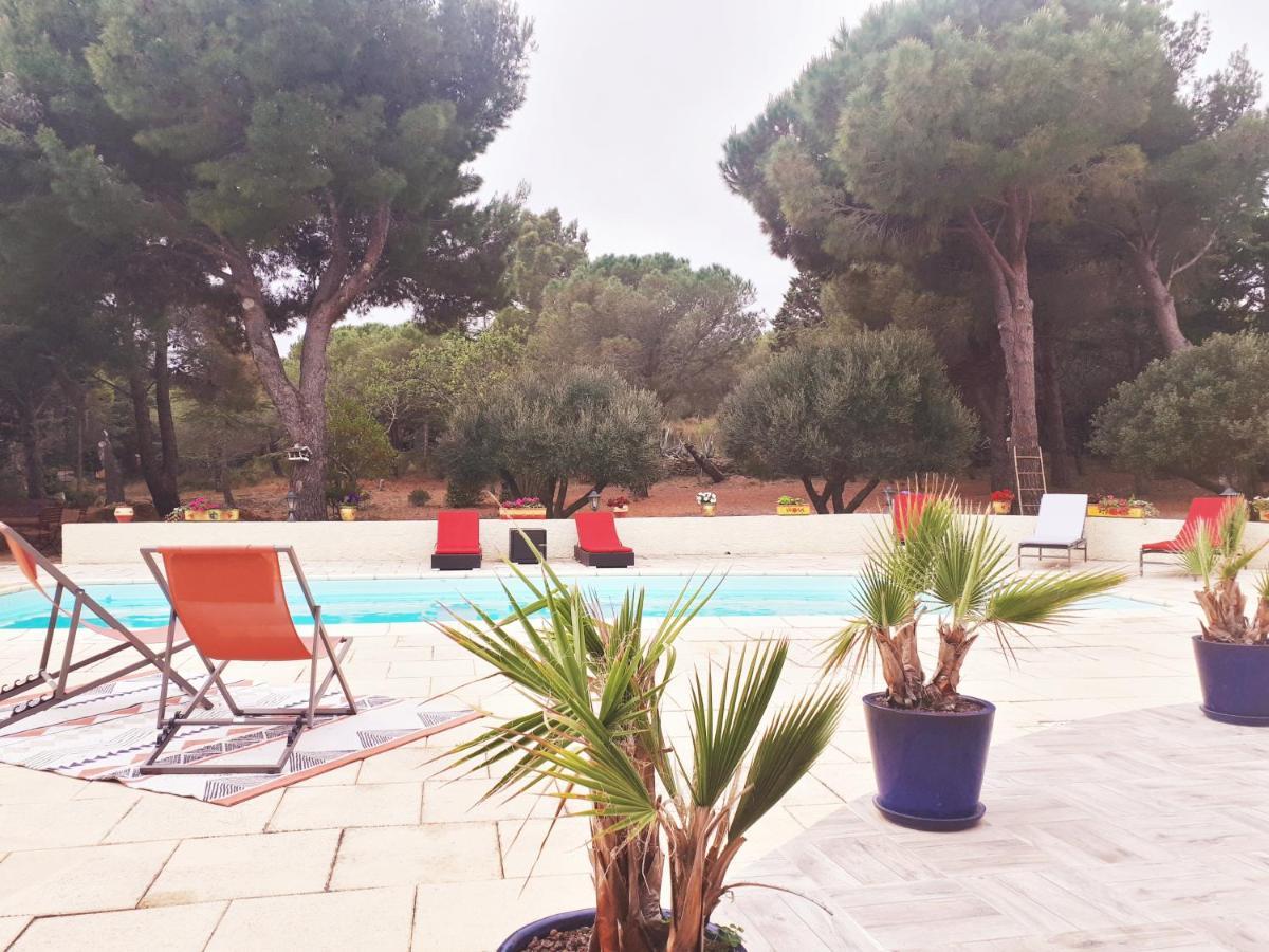 La Couloumine Hotell Salses-le-Château Eksteriør bilde