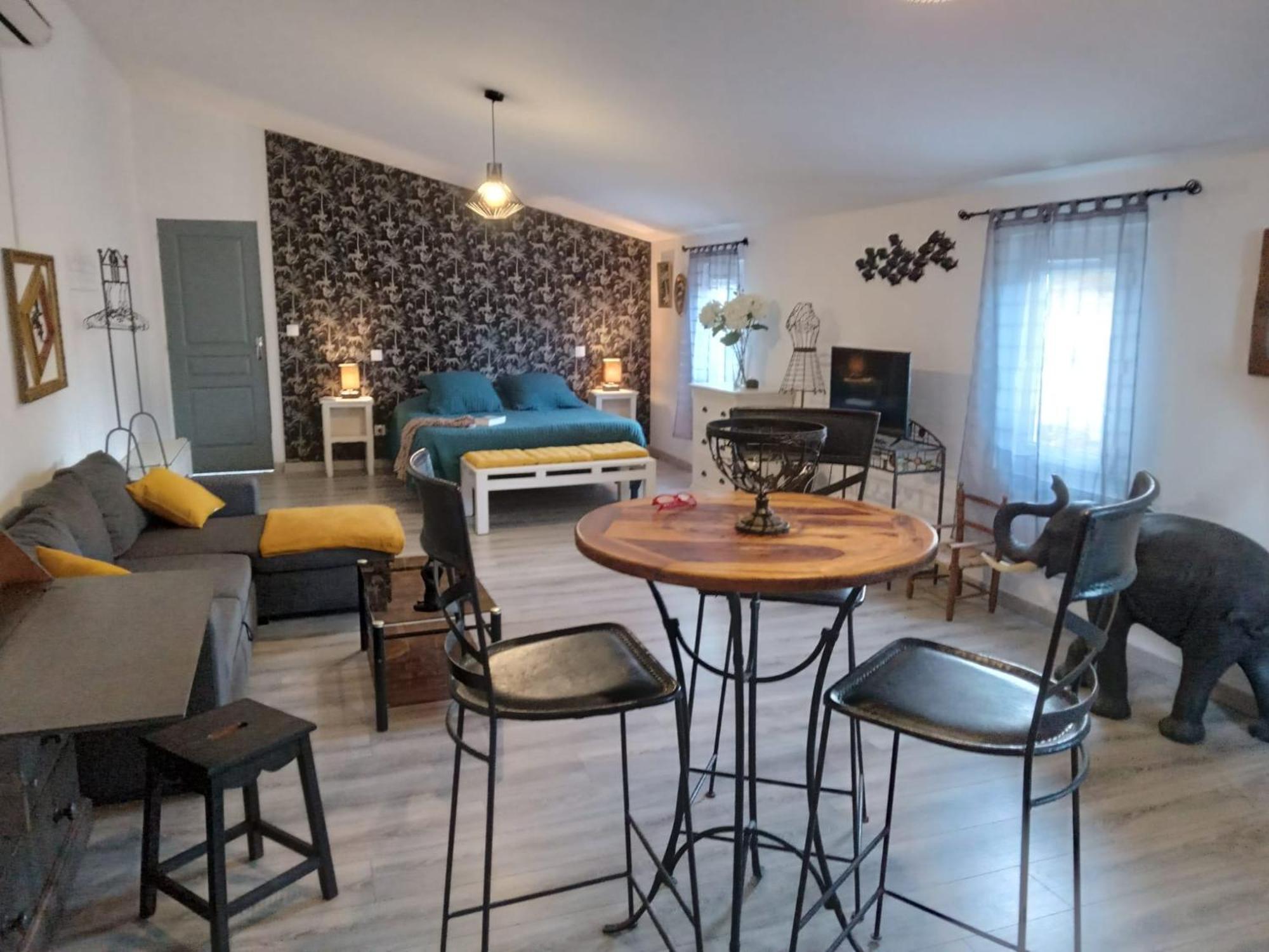 La Couloumine Hotell Salses-le-Château Eksteriør bilde